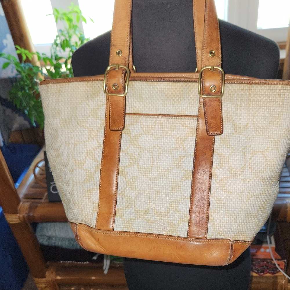 Vintage Coach Shoulder Bag - Picture 1 of 11